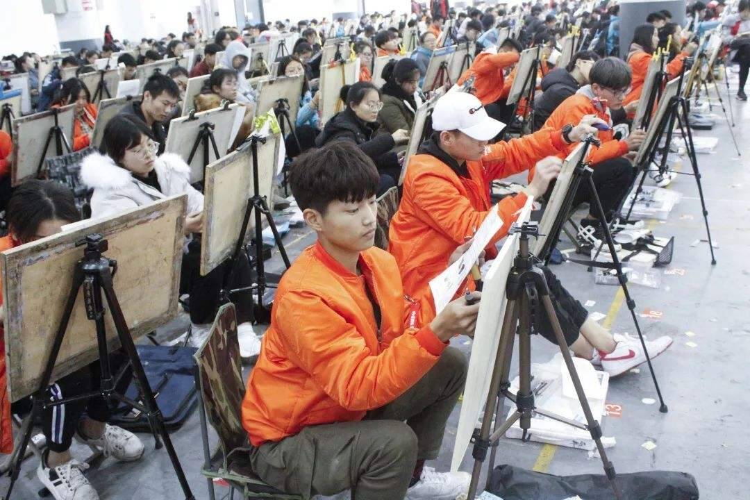 面对高考政策的变动，2021届广州画室美术生该如何立足？