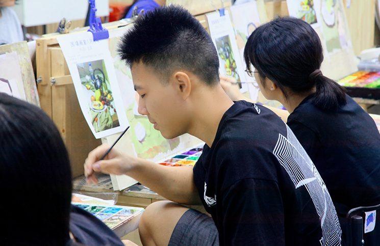 开学后，美术生为什么要参加广州画室周末班？
